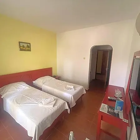 فندق Hotel Central