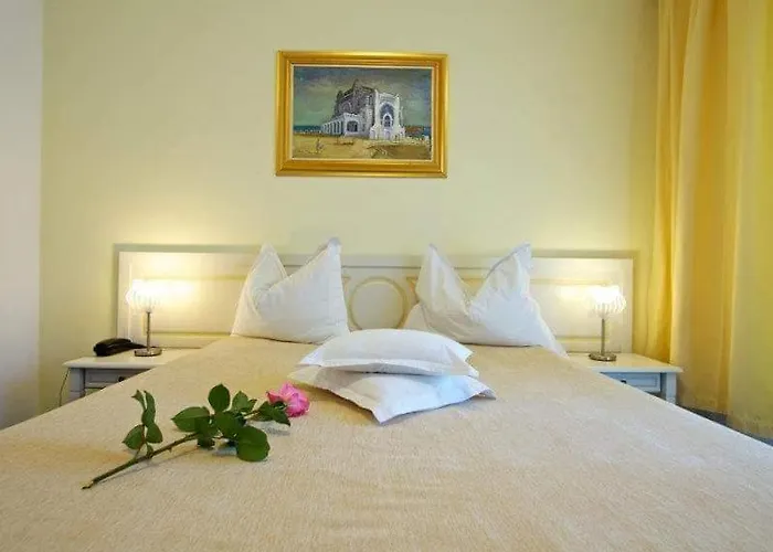 Hotel Central Отель Мамая