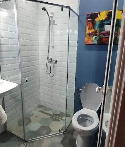 Отель Hotel Central