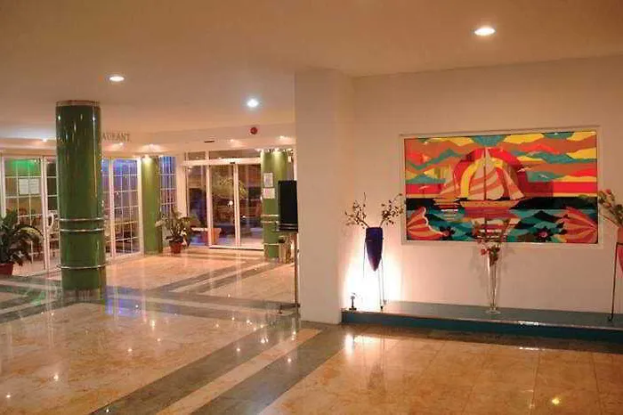 中央酒店 酒店 马马亚