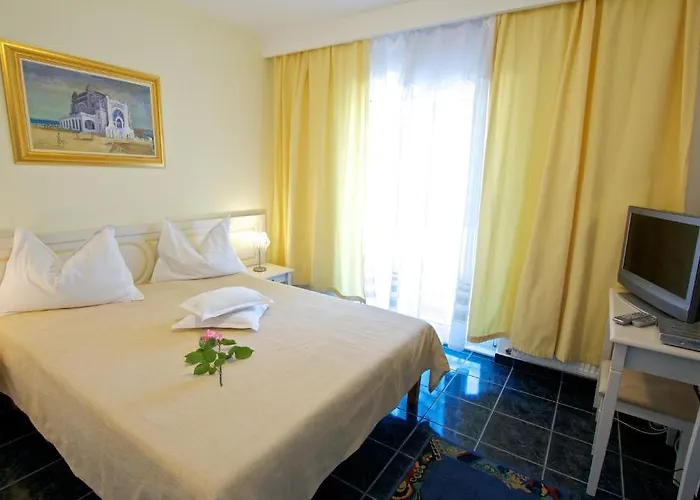 Hotel Central Отель